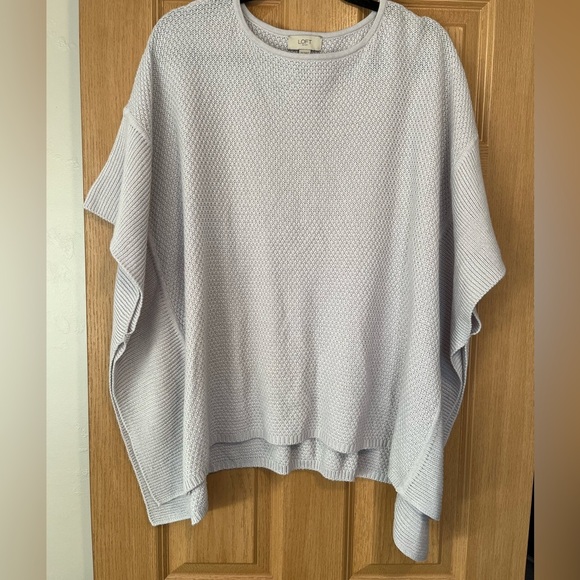 Loft Poncho Sweater - One size Fits All - Picture 6 of 13